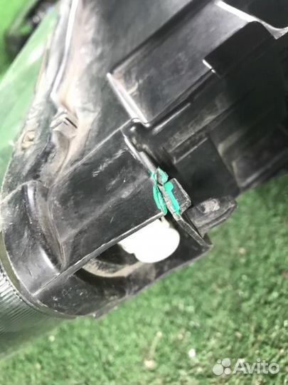 Фара левая Volvo S60