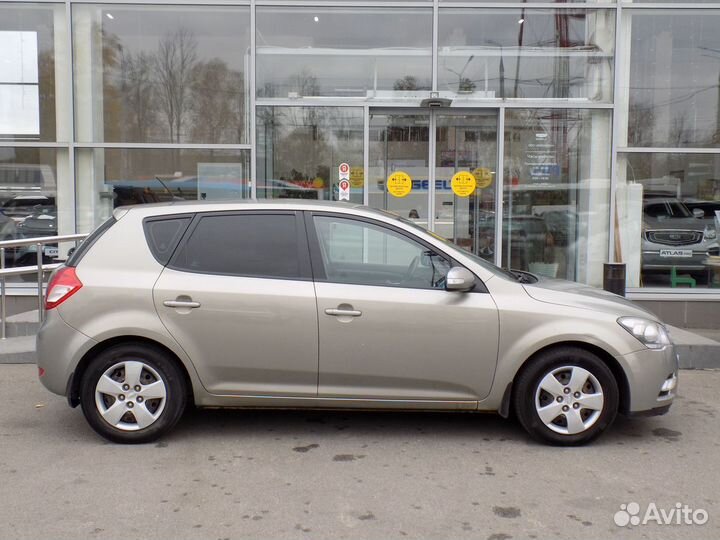 Kia Ceed 1.6 МТ, 2012, 358 201 км