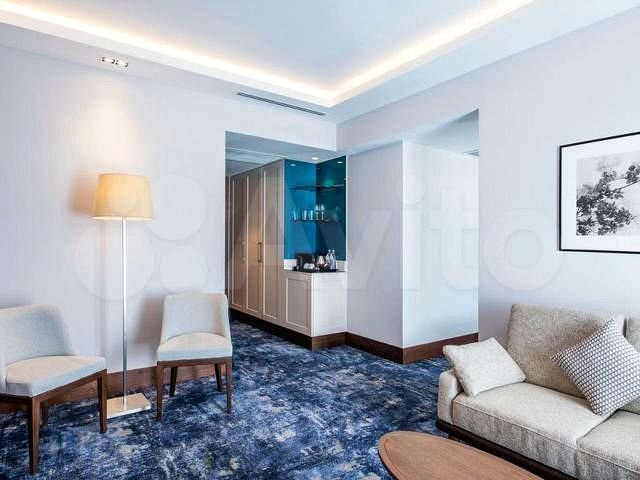 2-к. квартира, 67 м², 3/6 эт.