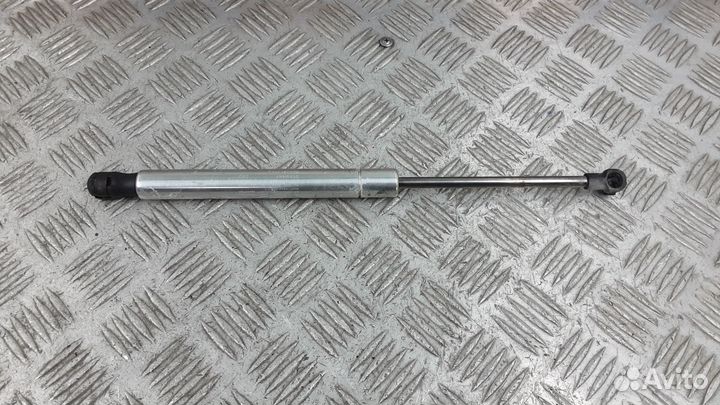 Амортизатор капота volkswagen phaeton 1 2002 2006