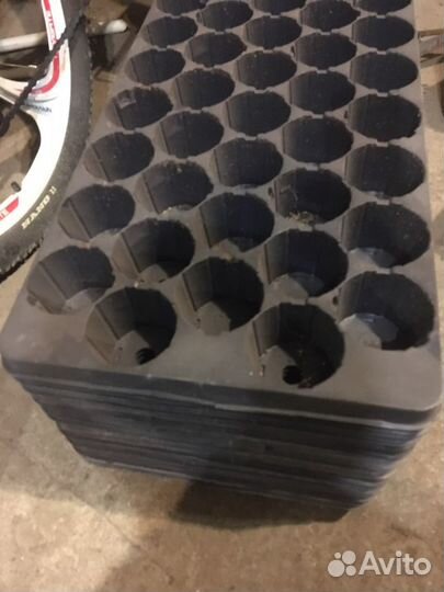 Ячейки для рассады бу