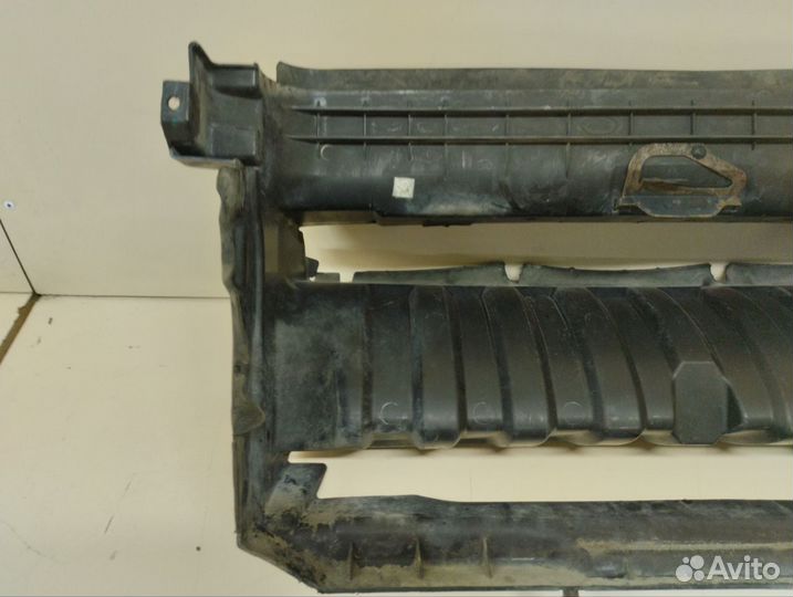 Воздухозаборник наружный Land Rover Discovery 3 L3