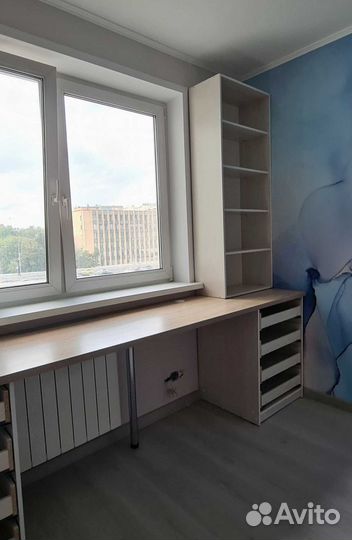 Рабочая зона у окна