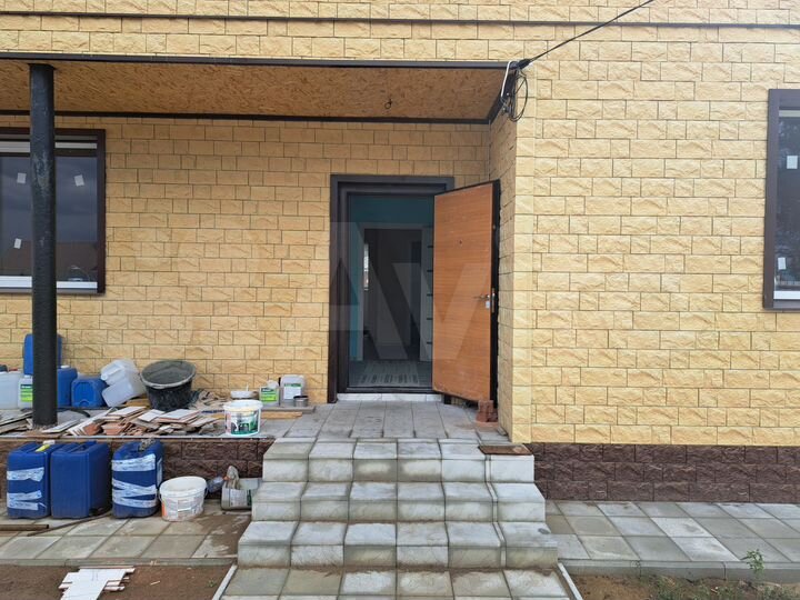 Дом 199,8 м² на участке 7 сот.