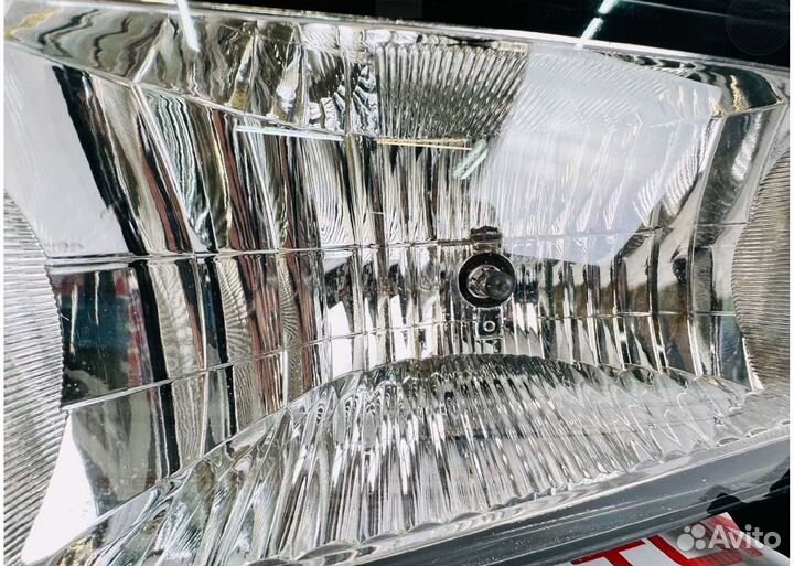 Противотуманные фары Toyota Land Cruiser 200