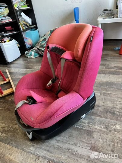 Автокресло Maxi-cosi Pearl вместе с базой