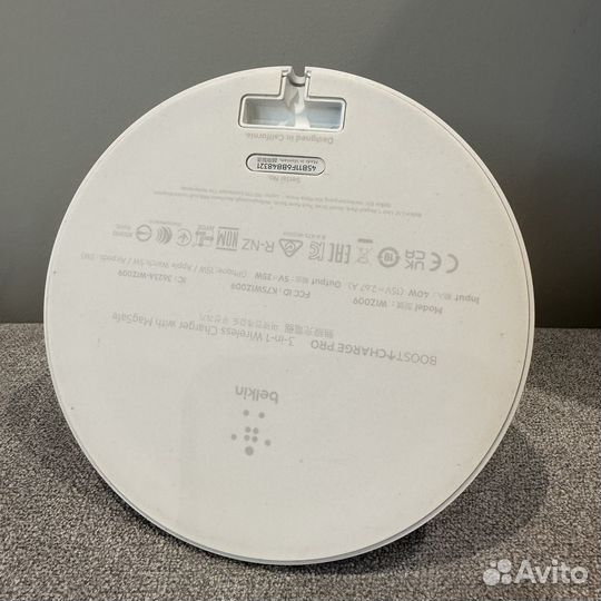 Беспроводная зарядка belkin magsafe 3 in 1