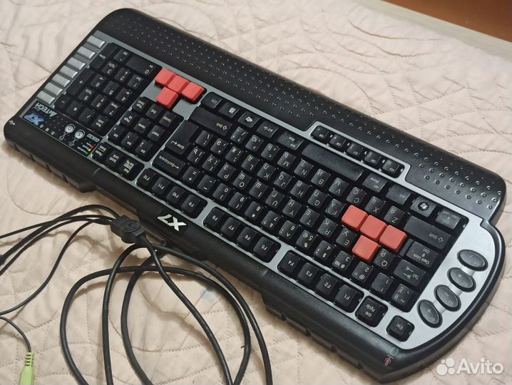 Игровая клавиатура игровая/мультимедиа A4Tech G800