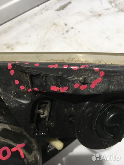 Фара правая (Peugeot 307)