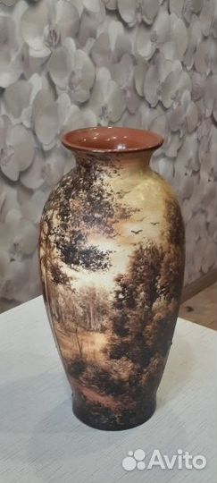 Антикварная ваза с авторской росписью