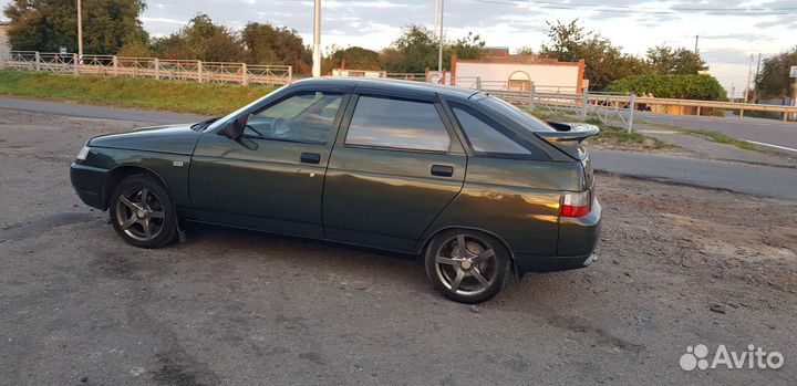 ВАЗ 2112 1.5 МТ, 2004, 220 000 км