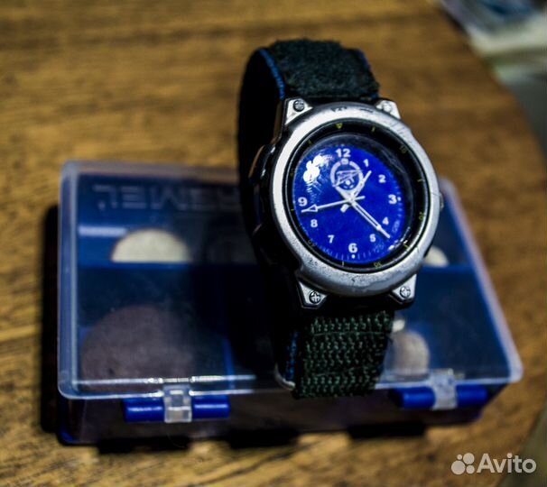 зенит часы швейцарские. часы фк зенит. часы настенные с символикой. часы зенит fc 01. часы настенные фк зенит спб.