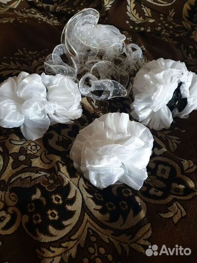 Заколка бант