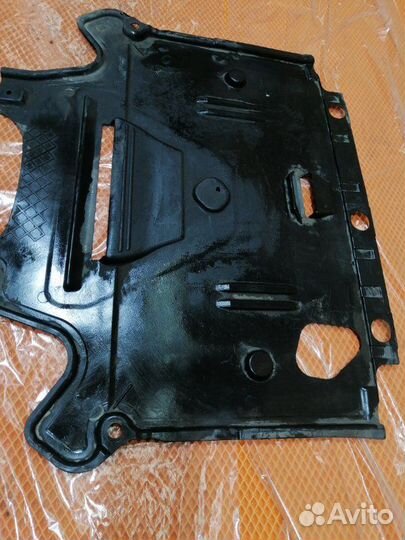 Защита кпп Audi Q5 I 8R cdnc 2012