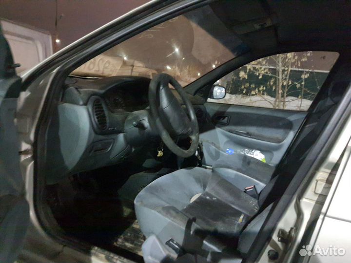 Рено меган 1.6, АКПП, 98 г по запчастям