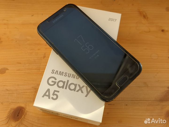 Телефон Samsung galaxy a5 2017 sm a520f