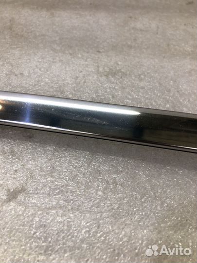 Молдинг стекла верх задней Л двери Geely Coolray