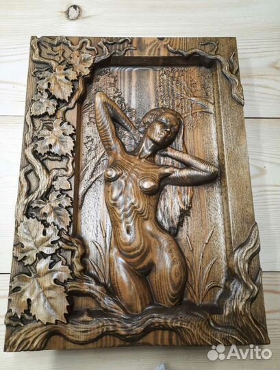 Картина девушка в саду