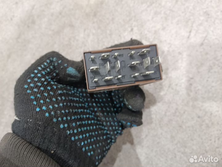 Реле стеклоочистителя для Volkswagen Passat B5+