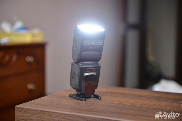 Продам фотовспышку янгноу 568