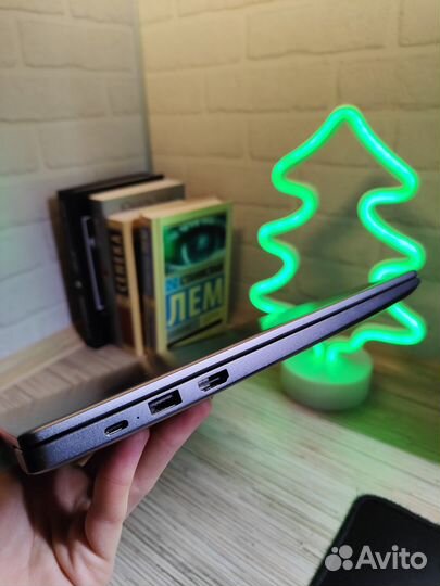 Huawei matebook D15 (ryzen 5)