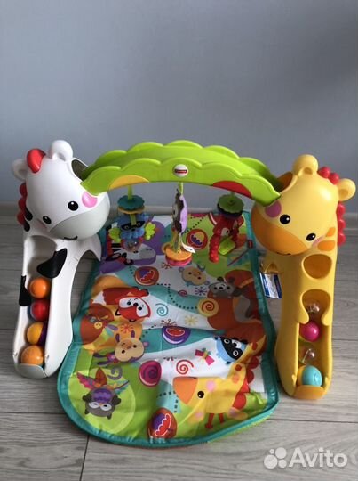 Развивающий коврик fisher price