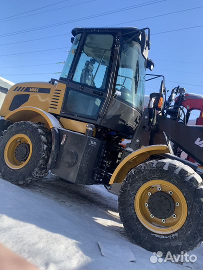 Водитель фронтального погрузчика