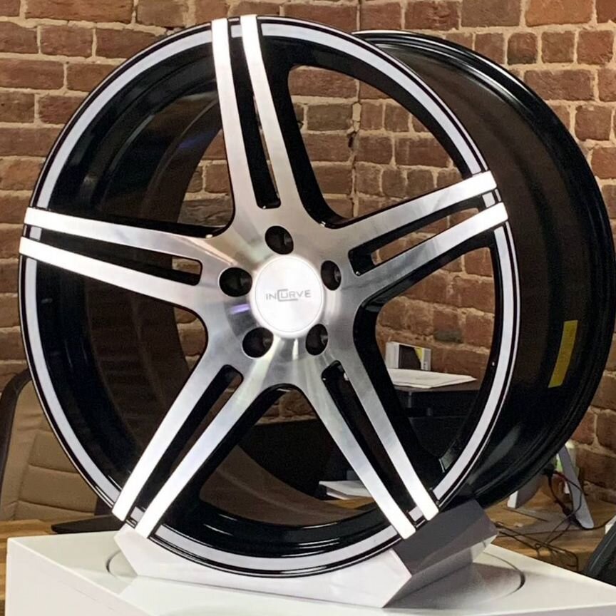 Литые диски Incurve Wheels 10.5×R20 5×112