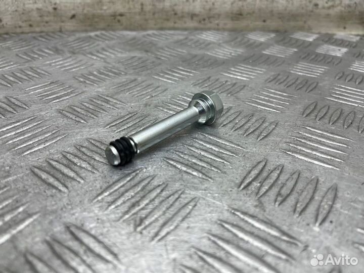 Направляющая суппорта Kia Optima 4 G4KJ 2018