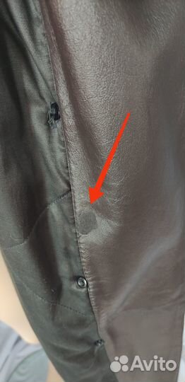 Женский утепленный плащ из кожи