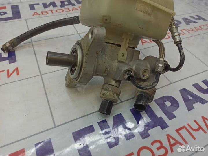 Цилиндр тормозной главный Volkswagen Golf (Mk4) 1J1614019A