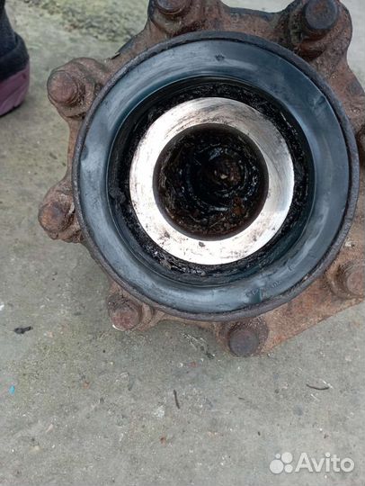 Ступица 8-шпиличная для тележки