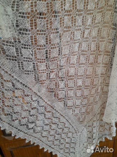 Пуховый платок паутинка