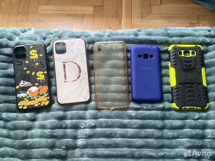 Чехлы на телефон