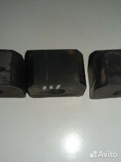 Подушка радиатора Opel