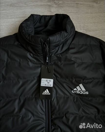 Куртка Adidas M