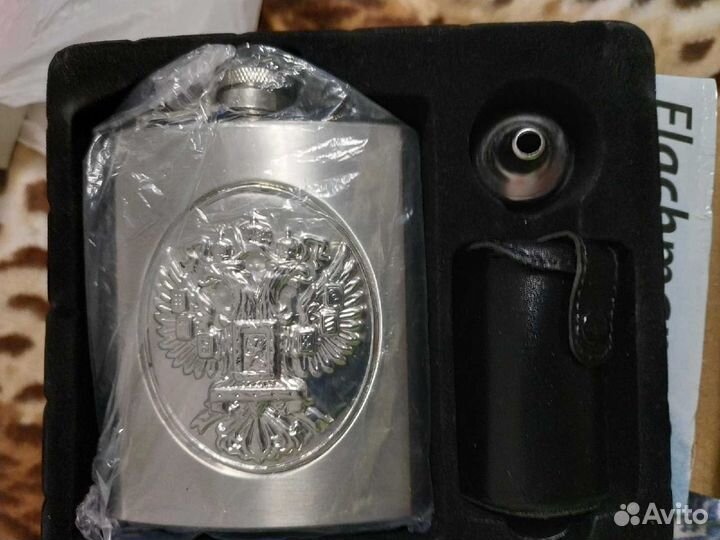 Мужской подарочный набор с фляжкой