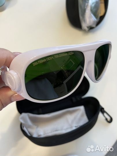 Очки для лазерной эпиляции