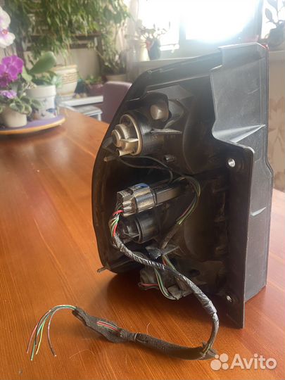 Задние фонари на mitsubishi pajero sport 3