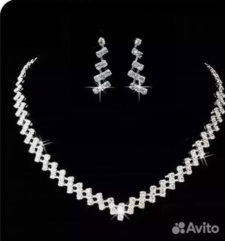 Бижутерия вечерняя новая