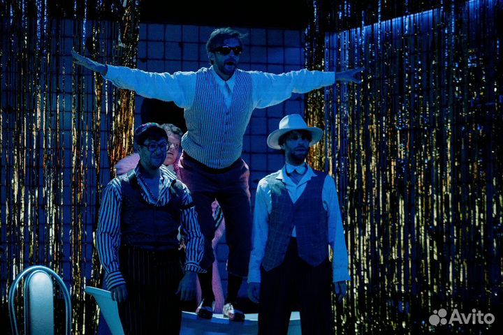 Пригласительные на киса театр на Садовой