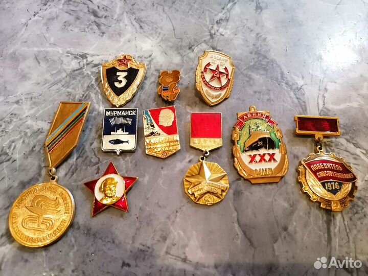 Знаки и значки СССР