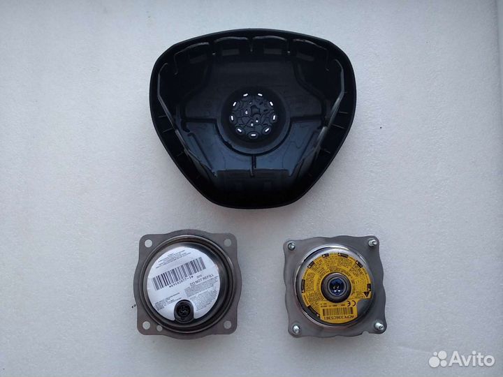 Крышка airbag + пиропатрон руль панель Шкода Рапид