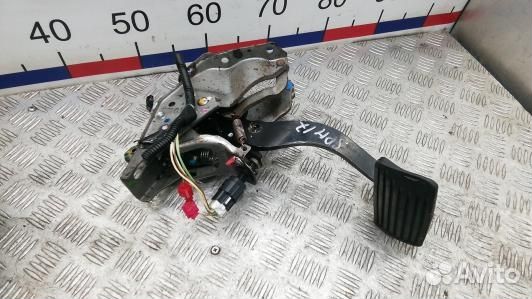 Педаль тормоза honda civic 8 (SPH17O201)
