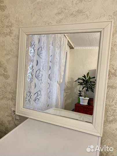 Зеркало новое