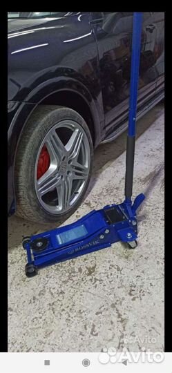 Домкрат низкопрофильный 75-505 Rossvik 3т