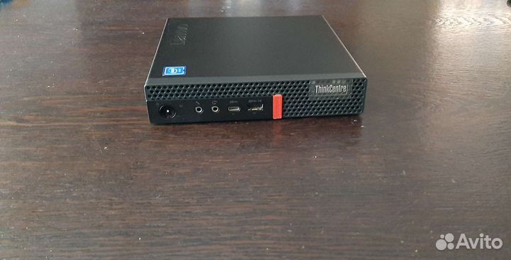 Lenovo thinkcentre M720q