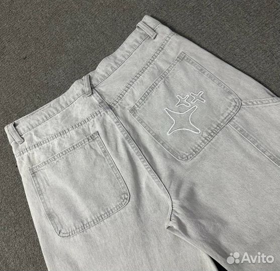 Джинсы Broken planet