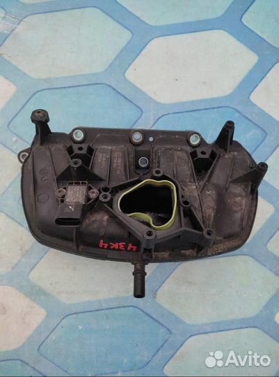 Коллектор впускной 03C129711AE