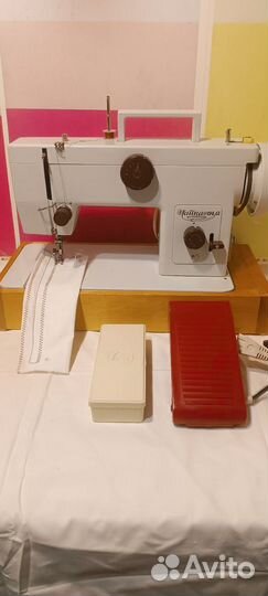 Швейная машина чайка 134